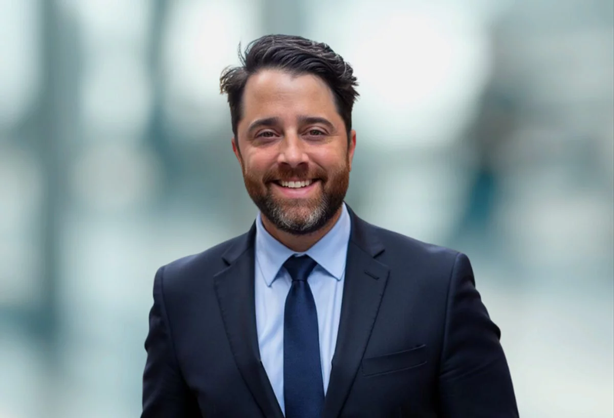 Professional Headshot of Adam Charlsen