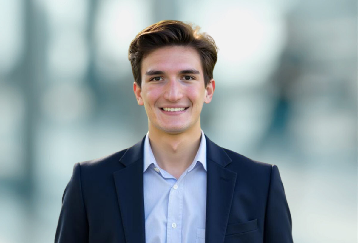 Professional Photo of Sebastian Ruccolo