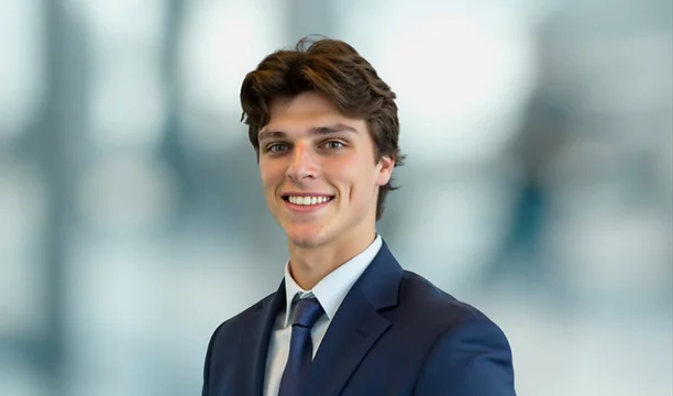 Professional Photo of Luke Jessen