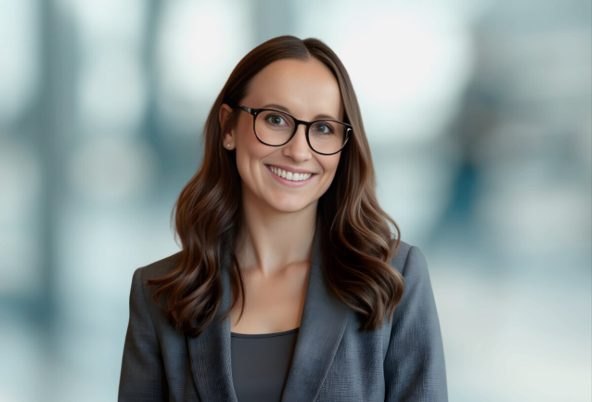 Professional Headshot of Jackie Ryan