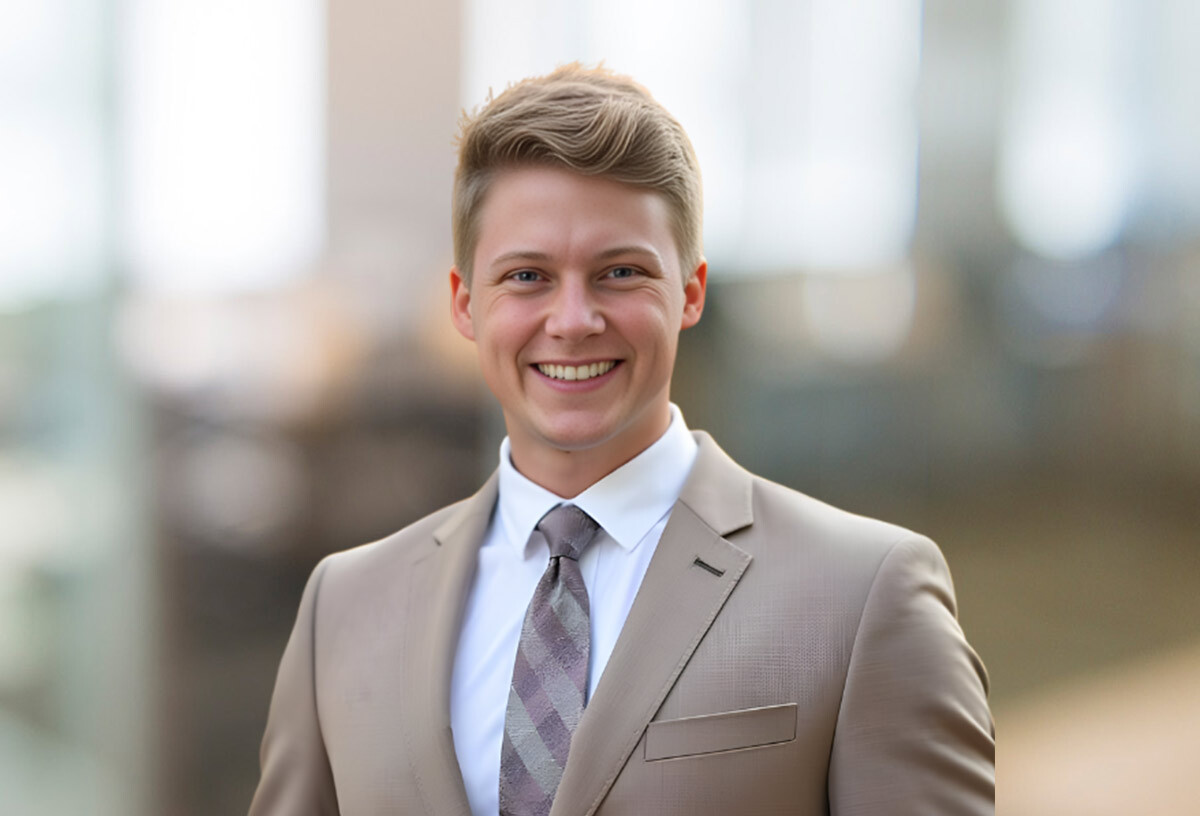 Professional Headshot of Gabe Belcastro