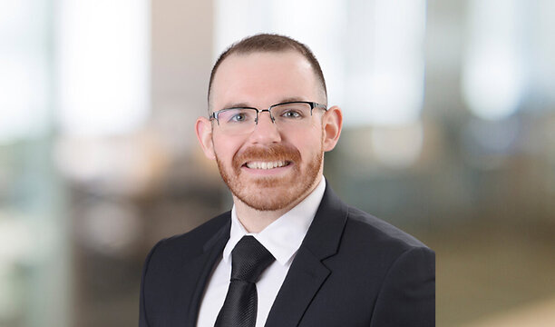 Professional Headshot of Eric Greenhill