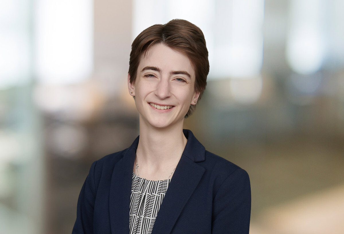 Professional Headshot of Michelle Peterson
