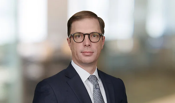 Professional Headshot of Joseph Huigens