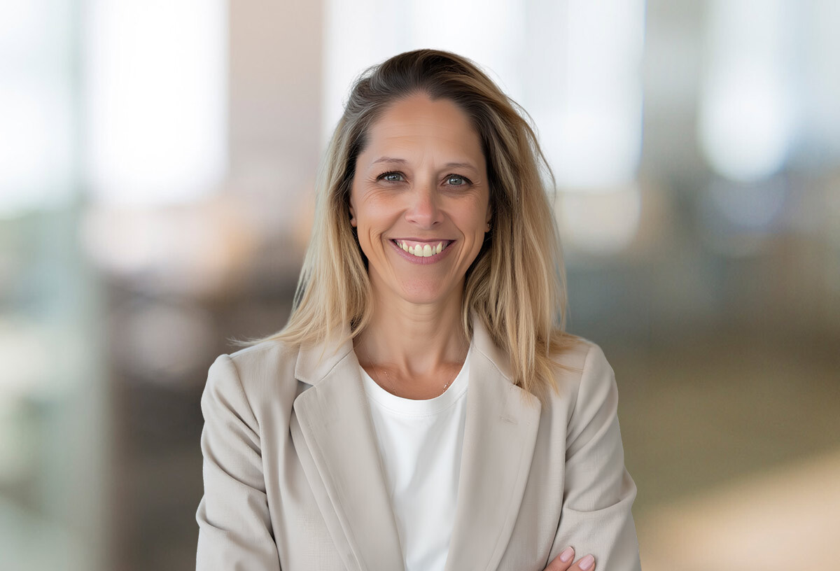 Professional Headshot of Jamie Weeks