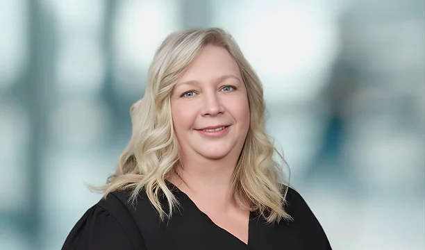 Professional Headshot of Angela Annan