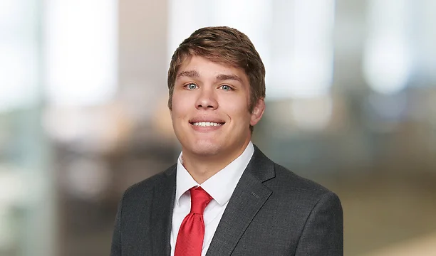 Professional Headshot of Evan Canoyer
